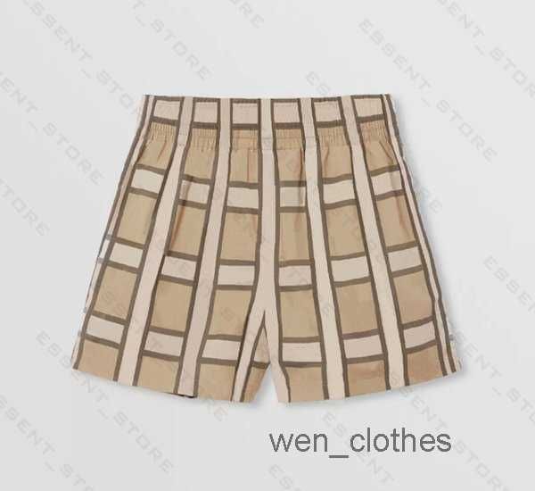 burbrery plaid shorts 2022 mens summer fashion beach pants designers board swim short gym mesh sportswear quick drying swimwear printing man, White;black
burbrery plaid shorts 2022 mens summer fashion beach pants designers board swim short gym mesh sportswear quick drying swimwear printing man, White;black