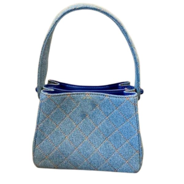 designer woman cross body handbag chain messenger bag lady shoulder crossbody purse handbag hasp bags shoulder shopping purse shoulder handb
designer woman cross body handbag chain messenger bag lady shoulder crossbody purse handbag hasp bags shoulder shopping purse shoulder handb