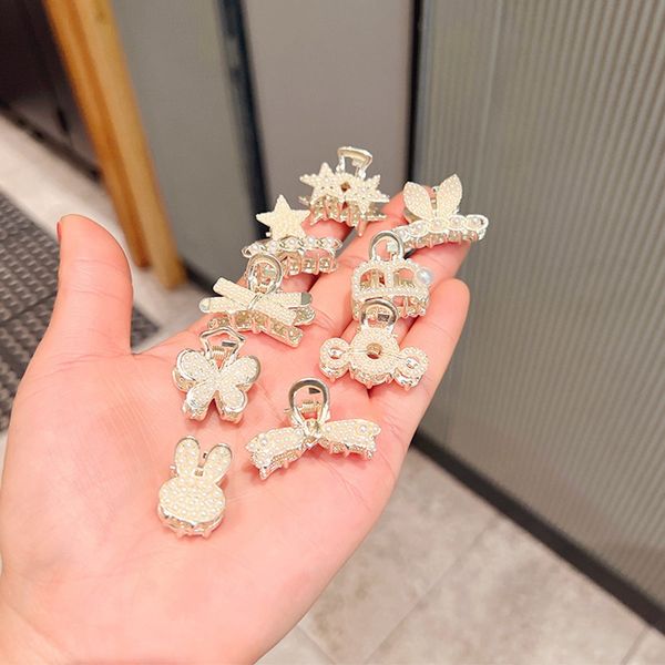 korean imitation pearl hairpins ribbon mini geometric hair claws bath catch clip shark clips headwear women hair accessories 1381, Slivery;white
korean imitation pearl hairpins ribbon mini geometric hair claws bath catch clip shark clips headwear women hair accessories 1381, Slivery;white