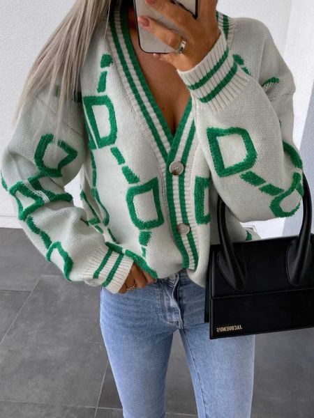women's sweaters knits tees autumn winter knitted cardigan 2022 fashion women long sleeve loose v-neck sweater thick warm female green, White;black
women's sweaters knits tees autumn winter knitted cardigan 2022 fashion women long sleeve loose v-neck sweater thick warm female green, White;black