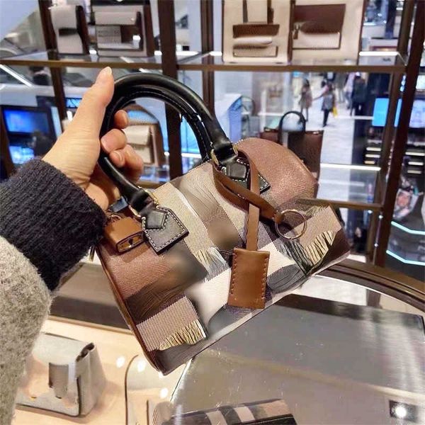 designer luxury burbrerity bags for women brown crossbody handbags vintage burbrery leather wallet paris plaid the totes bag fashion purses
designer luxury burbrerity bags for women brown crossbody handbags vintage burbrery leather wallet paris plaid the totes bag fashion purses