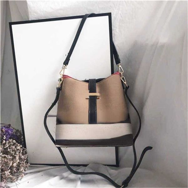 designer luxury burbrerity bags for women brown crossbody handbags vintage burbrery leather wallet paris plaid the totes bag fashion purses
designer luxury burbrerity bags for women brown crossbody handbags vintage burbrery leather wallet paris plaid the totes bag fashion purses