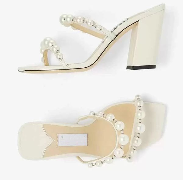 2023 summer luxury brands sandals shoes women nappa leather mules with pearl embellishment block heels lady slippers & mules eu34-43, Black
2023 summer luxury brands sandals shoes women nappa leather mules with pearl embellishment block heels lady slippers & mules eu34-43, Black