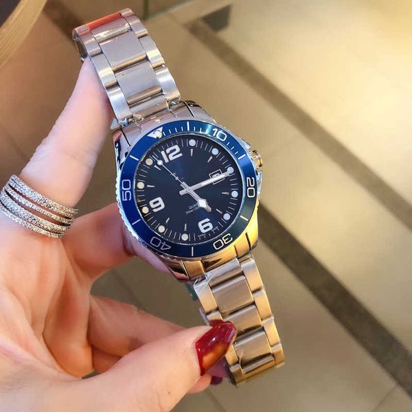 fashion casual men's mechanical watches luxury business men's watches 230131, Slivery;brown
fashion casual men's mechanical watches luxury business men's watches 230131, Slivery;brown