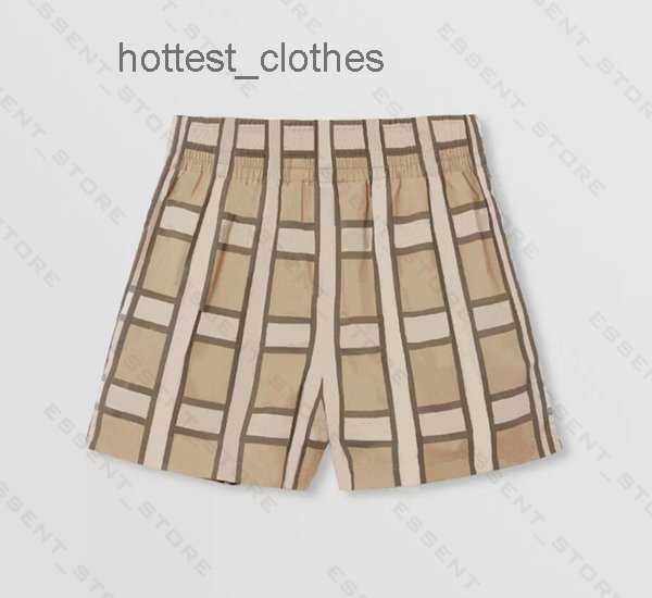 burbrery plaid shorts 2022 mens summer fashion beach pants designers board swim short gym mesh sportswear quick drying swimwear printing man, White;black
burbrery plaid shorts 2022 mens summer fashion beach pants designers board swim short gym mesh sportswear quick drying swimwear printing man, White;black