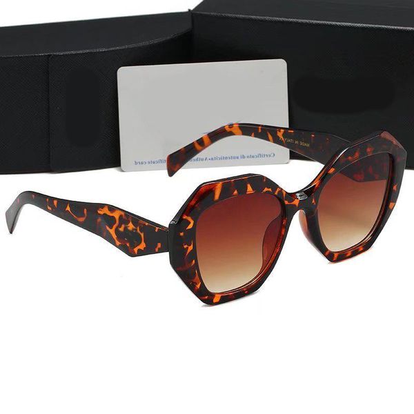 2023 luxury designer sunglasses europe and the united states trend new eyeglass fashion dazzle color mirror letter sunglass retro mens wumq, White;black
2023 luxury designer sunglasses europe and the united states trend new eyeglass fashion dazzle color mirror letter sunglass retro mens wumq, White;black