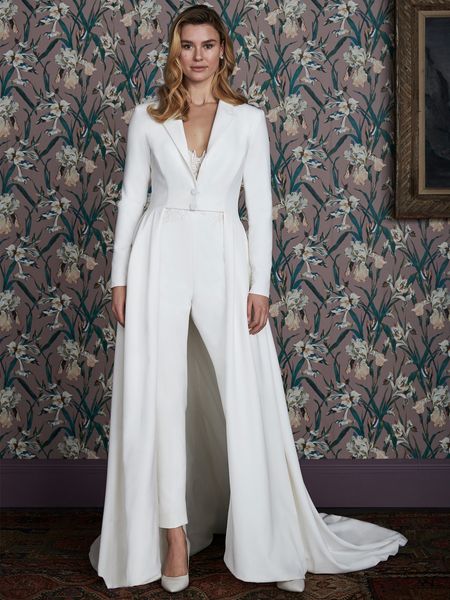 simple a line wedding dresses long sleeves women jumpsuits 2 pieces v-neck pants suit bridal gowns elegant ivory satin bride outfits elopeme, White
simple a line wedding dresses long sleeves women jumpsuits 2 pieces v-neck pants suit bridal gowns elegant ivory satin bride outfits elopeme, White