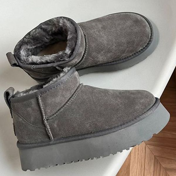 mini snow boots classic australia women warm ankle booties real leather warm men shoes size 35-44, Black
mini snow boots classic australia women warm ankle booties real leather warm men shoes size 35-44, Black