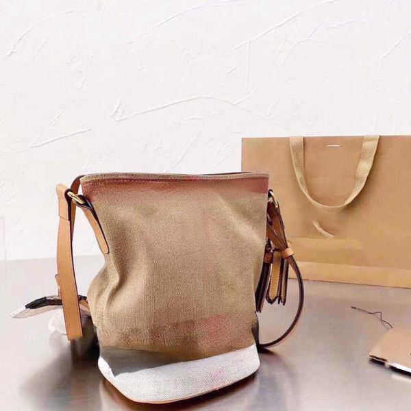 designer luxury burbrerity bags for women brown crossbody handbags vintage burbrery leather wallet paris plaid the totes bag fashion purses
designer luxury burbrerity bags for women brown crossbody handbags vintage burbrery leather wallet paris plaid the totes bag fashion purses