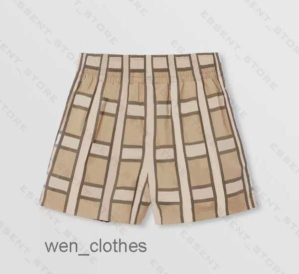 burbrery plaid shorts 2022 mens summer fashion beach pants designers board swim short gym mesh sportswear quick drying swimwear printing man, White;black
burbrery plaid shorts 2022 mens summer fashion beach pants designers board swim short gym mesh sportswear quick drying swimwear printing man, White;black