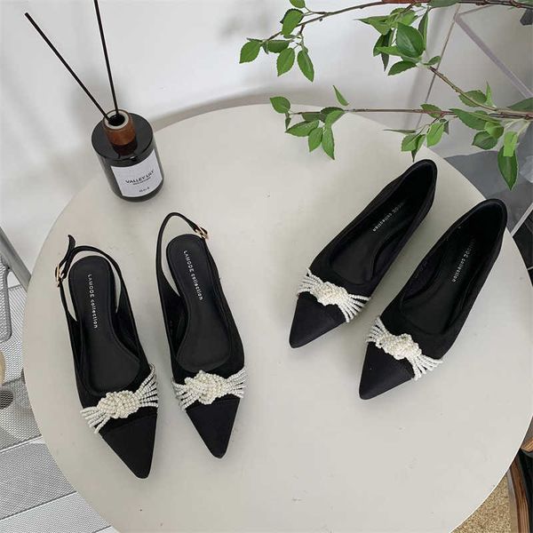 dress shoes spring new single shoes small fragrant wind suede pearl bow low heel pointed shallow flat black women's shoes
dress shoes spring new single shoes small fragrant wind suede pearl bow low heel pointed shallow flat black women's shoes