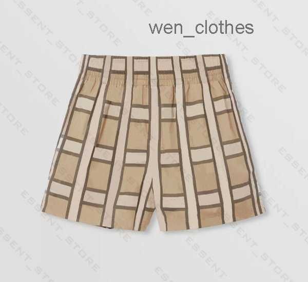 burbrery plaid shorts 2022 mens summer fashion beach pants designers board swim short gym mesh sportswear quick drying swimwear printing man, White;black
burbrery plaid shorts 2022 mens summer fashion beach pants designers board swim short gym mesh sportswear quick drying swimwear printing man, White;black