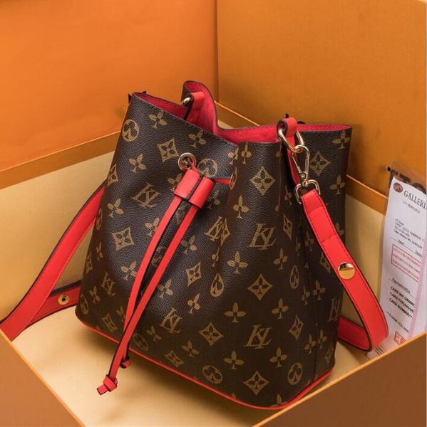 2023 designer famous handbags neonoe shoulder bags noe leather bucket bag women flower printing crossbody bag purse
2023 designer famous handbags neonoe shoulder bags noe leather bucket bag women flower printing crossbody bag purse
