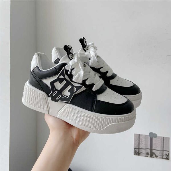 boots brand women sneakers luxury vulcanize shoes casual footwear zapatillas mujer light flat ladies plus size 42 221215, Black
boots brand women sneakers luxury vulcanize shoes casual footwear zapatillas mujer light flat ladies plus size 42 221215, Black