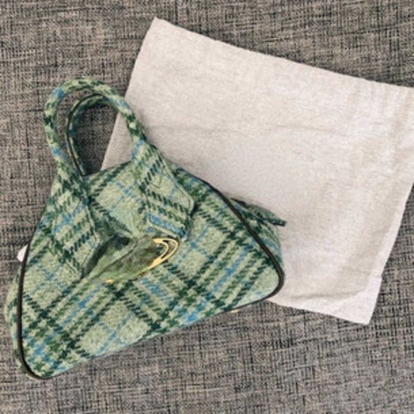 shoulder bags evening bags 2023 luxury trendy west dowager harris woolen green checkered bowling portable one shoulder messenger
shoulder bags evening bags 2023 luxury trendy west dowager harris woolen green checkered bowling portable one shoulder messenger