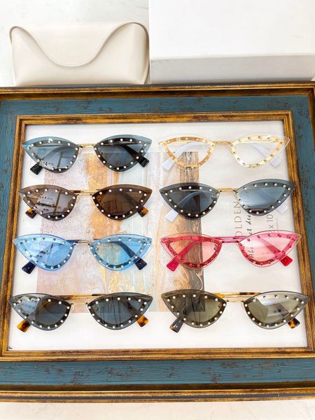 men sunglasses for women latest selling fashion sun glasses mens sunglass gafas de sol glass uv400 lens with random matching 2033, White;black
men sunglasses for women latest selling fashion sun glasses mens sunglass gafas de sol glass uv400 lens with random matching 2033, White;black