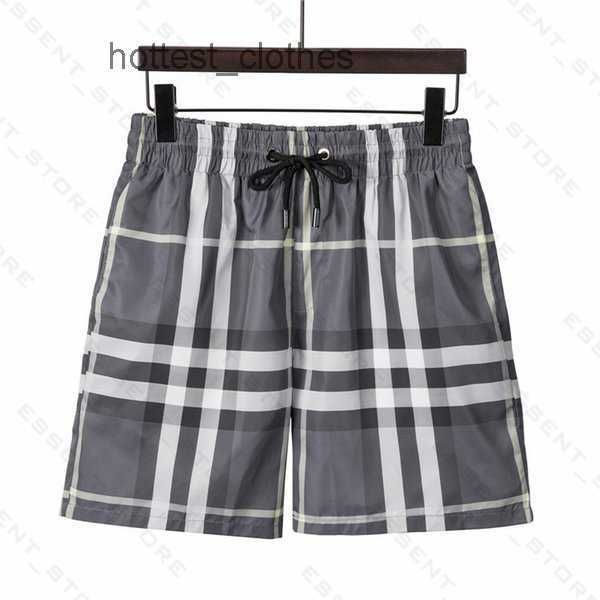 burbrery plaid shorts 2022 mens summer fashion beach pants designers board swim short gym mesh sportswear quick drying swimwear printing man, White;black
burbrery plaid shorts 2022 mens summer fashion beach pants designers board swim short gym mesh sportswear quick drying swimwear printing man, White;black