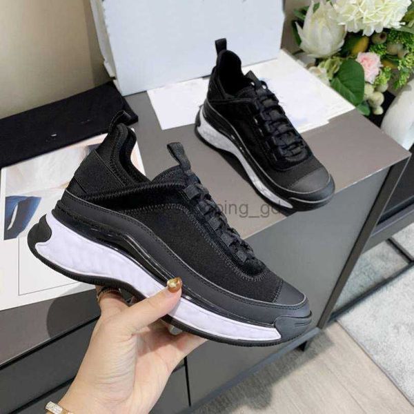 designer velvet calfskin casual shoes retro suede shoes reflective sports shoes luxury calfskin casual high-quality running 888, Black
designer velvet calfskin casual shoes retro suede shoes reflective sports shoes luxury calfskin casual high-quality running 888, Black