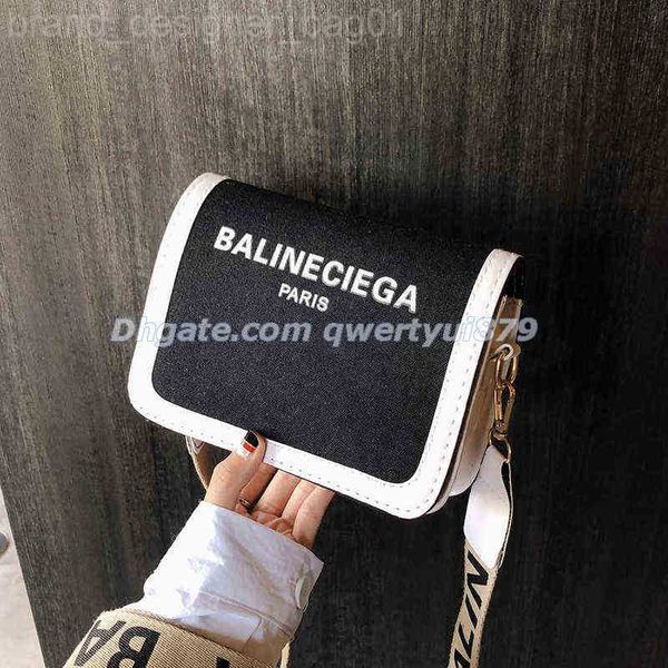 2023 fashion niche design small square bags qwertyui879 summer letter wide strap shoulder messenger bags women purse and handbags x220916
2023 fashion niche design small square bags qwertyui879 summer letter wide strap shoulder messenger bags women purse and handbags x220916