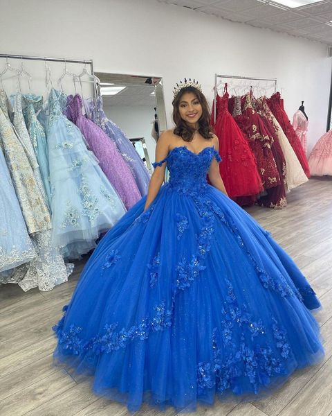 2023 quinceanera ball gown dresses royal blue lace tulle off shoulder lace appliques crystal beads hand made flowers floor length plus size, Blue;red
2023 quinceanera ball gown dresses royal blue lace tulle off shoulder lace appliques crystal beads hand made flowers floor length plus size, Blue;red