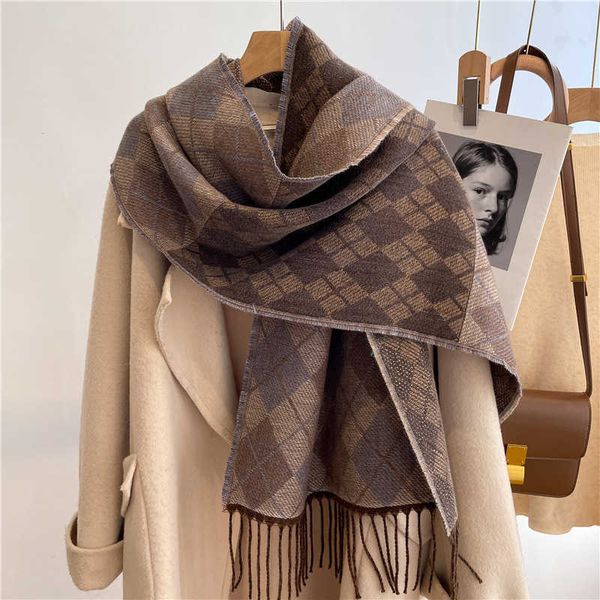 new style core spun yarn scarf in the autumn and winter of sweet girl color matching plaid shawl keeping students, Blue;gray
new style core spun yarn scarf in the autumn and winter of sweet girl color matching plaid shawl keeping students, Blue;gray