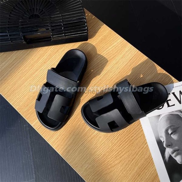 slippers 2022 fashion slide sandals slippers for men women famous designer beach flip slipper 011923h, Black
slippers 2022 fashion slide sandals slippers for men women famous designer beach flip slipper 011923h, Black