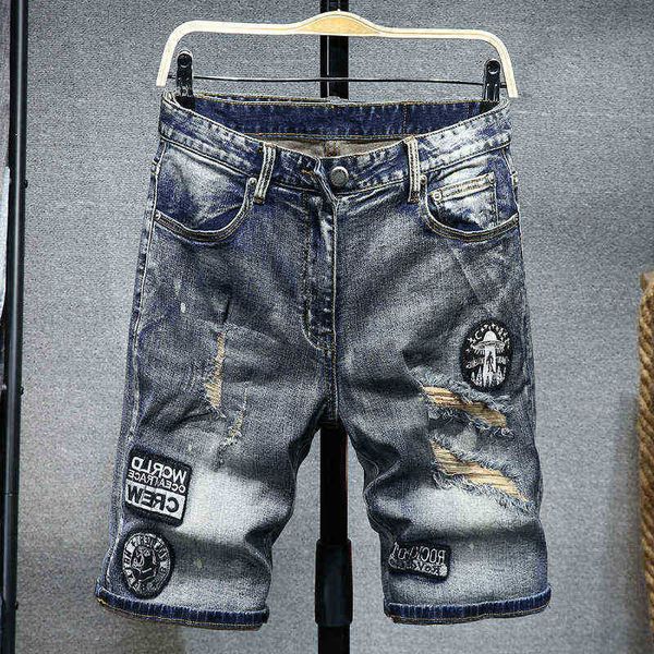 men's jeans 2020 summer new men's jeans shorts hole personality trend denim pants badge, Blue
men's jeans 2020 summer new men's jeans shorts hole personality trend denim pants badge, Blue