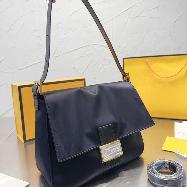 designer bag crossbody bags luxury handbag nylon shoulder bags women vintage underarm baguette bag messenger black purse wallet 230119
designer bag crossbody bags luxury handbag nylon shoulder bags women vintage underarm baguette bag messenger black purse wallet 230119