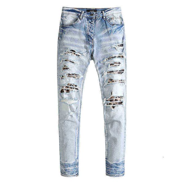 men's jeans hole washing leopard patch pants young men's fashion slim fit, Blue
men's jeans hole washing leopard patch pants young men's fashion slim fit, Blue