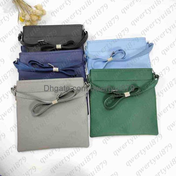 shoulder bags 2022 crossbody bag vintage women's shoulder bag brand new pu leather casual solid color bag 012023h
shoulder bags 2022 crossbody bag vintage women's shoulder bag brand new pu leather casual solid color bag 012023h