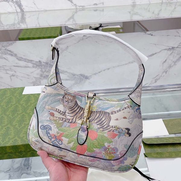 designer woman bag animal tiger pattern with scenery women luxurys designers bags handbag women handbags lady fashion shoulder bag luxury cr
designer woman bag animal tiger pattern with scenery women luxurys designers bags handbag women handbags lady fashion shoulder bag luxury cr