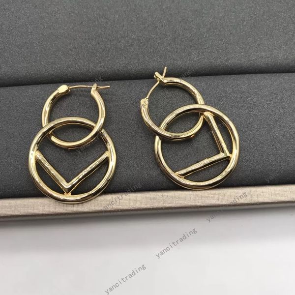 classic studs woman 18k gold plated circle brand designer f letters earrings fashion ladies premium jewelry gifts, Golden;silver
classic studs woman 18k gold plated circle brand designer f letters earrings fashion ladies premium jewelry gifts, Golden;silver
