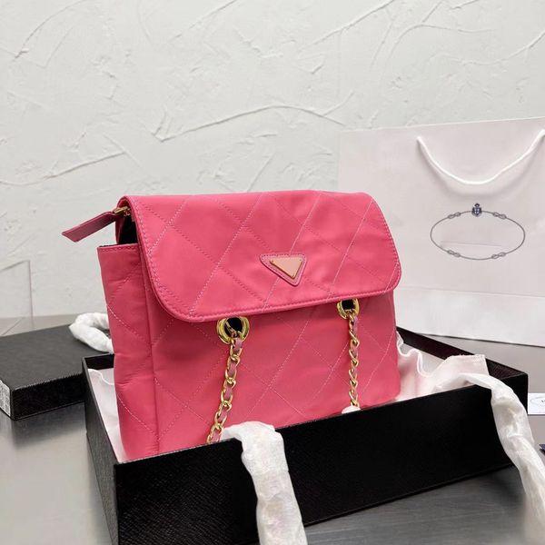 chain bag cross-body single shoulder practical nylon waterproof lightweight travel hipster must-have black pink green designer luxury bags
chain bag cross-body single shoulder practical nylon waterproof lightweight travel hipster must-have black pink green designer luxury bags