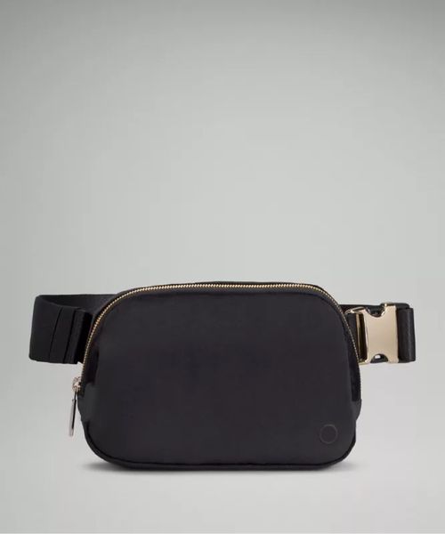 lu everywhere belt bag velour 1l fanny pack designer classic bum chest yoga bag bumbag nylon womens men shoulder crossbody waist bags handba
lu everywhere belt bag velour 1l fanny pack designer classic bum chest yoga bag bumbag nylon womens men shoulder crossbody waist bags handba