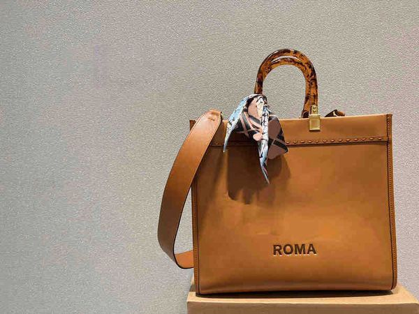 fbag shoulder fenbags luxury bag brand good quality large capacity fashion designer tote 220902
fbag shoulder fenbags luxury bag brand good quality large capacity fashion designer tote 220902