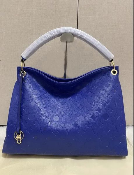 new classic fashion designer bags leather messenger shopping bag cross body lady embossing shoulder bag handbags women's crossbody even
new classic fashion designer bags leather messenger shopping bag cross body lady embossing shoulder bag handbags women's crossbody even