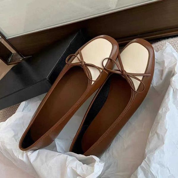 dress shoes 2023 new french manor temperament color-blocking bow shallow flat sole single shoes women's autumn leather shoes, Black
dress shoes 2023 new french manor temperament color-blocking bow shallow flat sole single shoes women's autumn leather shoes, Black