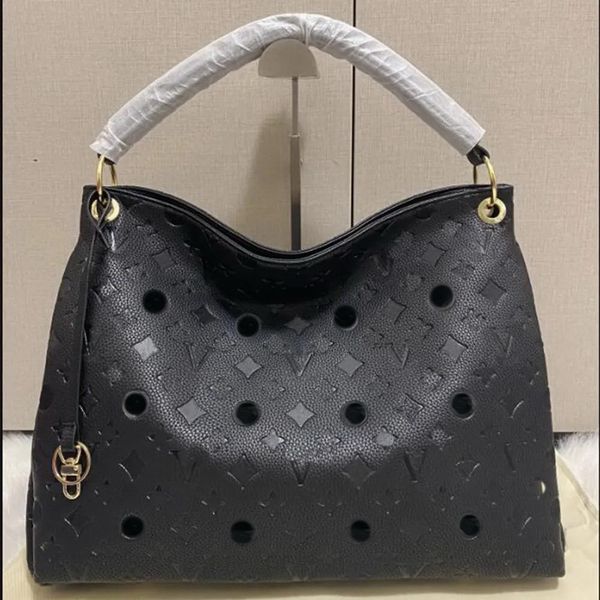 new classic fashion designer bags leather messenger shopping bag cross body lady embossing blue shoulder bag handbags women's crossbody
new classic fashion designer bags leather messenger shopping bag cross body lady embossing blue shoulder bag handbags women's crossbody