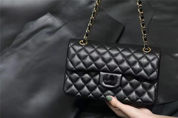 7a custom luxury brand handbag channel women's bag 2021 leather gold chain crossbody 2.55cm black and white pink cattle cli
7a custom luxury brand handbag channel women's bag 2021 leather gold chain crossbody 2.55cm black and white pink cattle cli