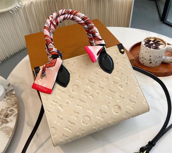 genuine leather fashion gaufrage handbags shopping bag crafty bags designers handbags women luxurys monograms embossing bag
genuine leather fashion gaufrage handbags shopping bag crafty bags designers handbags women luxurys monograms embossing bag