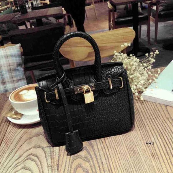 designer bags birkin handbags herme 2023 new fashion kelys platinum bag crocodile hand one shoulder womens mini messenger have logo lo frj
designer bags birkin handbags herme 2023 new fashion kelys platinum bag crocodile hand one shoulder womens mini messenger have logo lo frj