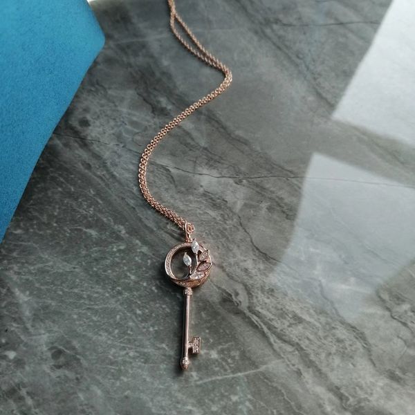 gold cross circle pendant set diamond pendant necklace leaf key filled diamonds fine hard custom jewelry designer women wedding party silver
gold cross circle pendant set diamond pendant necklace leaf key filled diamonds fine hard custom jewelry designer women wedding party silver