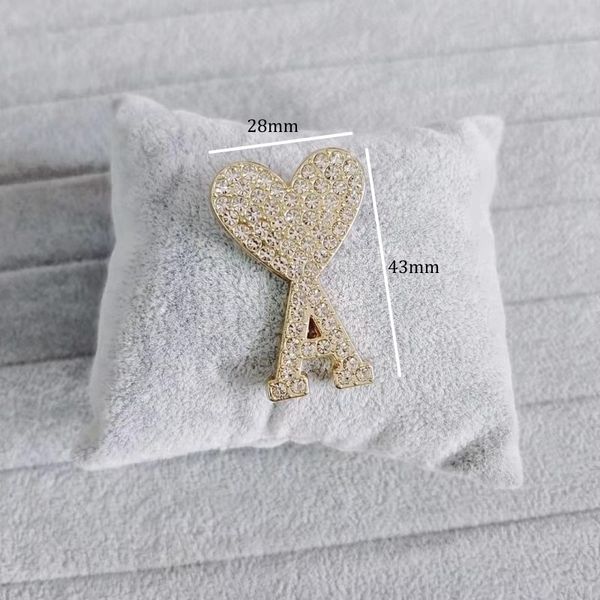 fashion jewelry badge luxury broche women designer brooch pins brand 18k gold plated geometry brooches pin suit dress alloy men broches part, Gray
fashion jewelry badge luxury broche women designer brooch pins brand 18k gold plated geometry brooches pin suit dress alloy men broches part, Gray