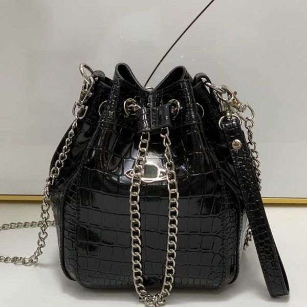 pattern shoulder women crocodile bag luxury chain messengerbag designer leather crossbody purse fashion bucket bags
pattern shoulder women crocodile bag luxury chain messengerbag designer leather crossbody purse fashion bucket bags