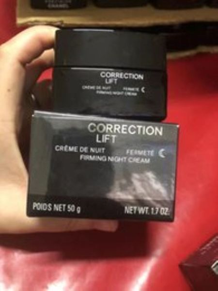 brand correction cream ultra firming night cream with black bottle skin care lotion 50ml, White
brand correction cream ultra firming night cream with black bottle skin care lotion 50ml, White