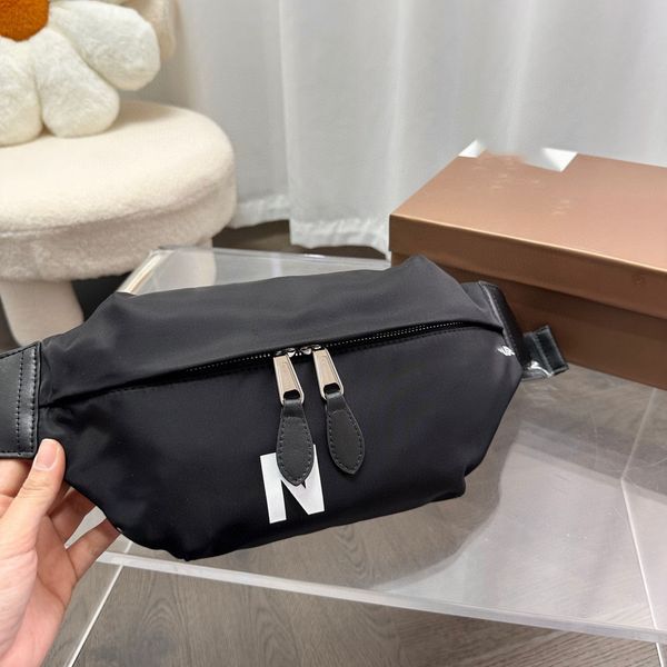 designer men's waist bag, classic nylon chest, dirt-resistant and waterproof cross-body shoulder bag
designer men's waist bag, classic nylon chest, dirt-resistant and waterproof cross-body shoulder bag