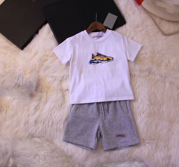 kid set kid designer sets baby clothes kids clothes luxury brand summer shorts sleeve with wave sign 90-160 black white
kid set kid designer sets baby clothes kids clothes luxury brand summer shorts sleeve with wave sign 90-160 black white