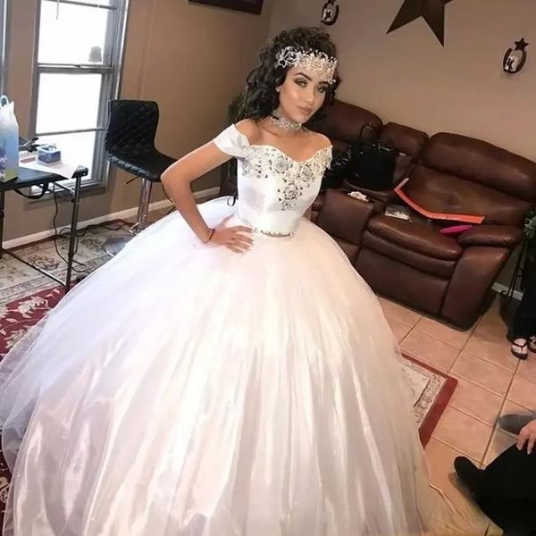 2023 vintage ballgown wedding dresses bridal gown off the shoulder neckline beaded satin organe corset back ruffles custom made plus size ve, White
2023 vintage ballgown wedding dresses bridal gown off the shoulder neckline beaded satin organe corset back ruffles custom made plus size ve, White