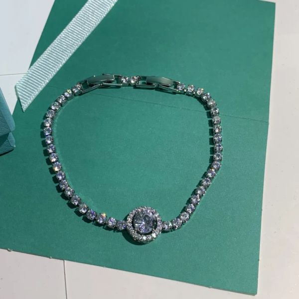 other accessories charm bracelets luxury designer women's classic style suitable for social gatherings gifts engagement, Silver
other accessories charm bracelets luxury designer women's classic style suitable for social gatherings gifts engagement, Silver