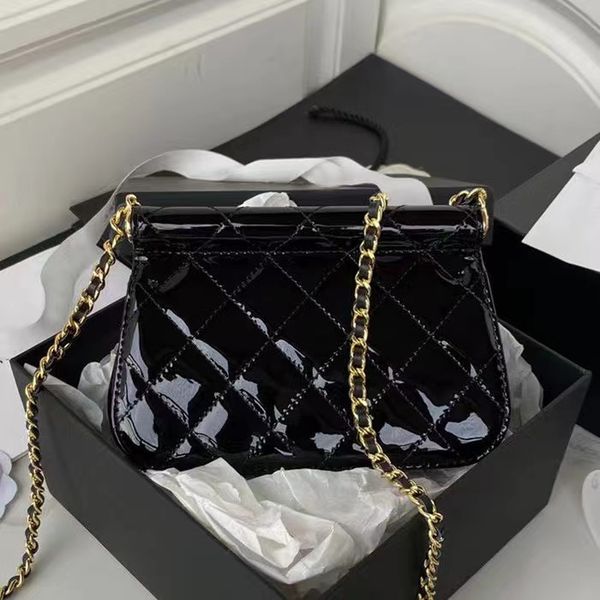 shell bags is really beautiful crossbody bag and underarm bag,sweet and light in multiple colors designer luxury bag
shell bags is really beautiful crossbody bag and underarm bag,sweet and light in multiple colors designer luxury bag